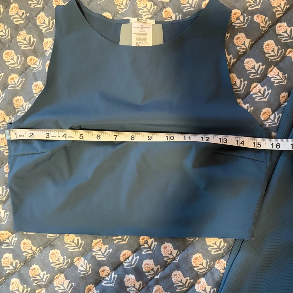 💙 NWOT Wolford Matching Set – High-Waisted Wellness Leggings + W-Bonded Crop To